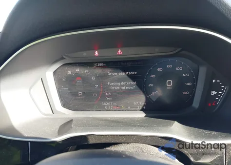 2021 Audi Q3 Premium 45 Tfsi S Line Quattro Tiptronic z USA, uszkodzony, nr VIN WA1DECF34M1144781